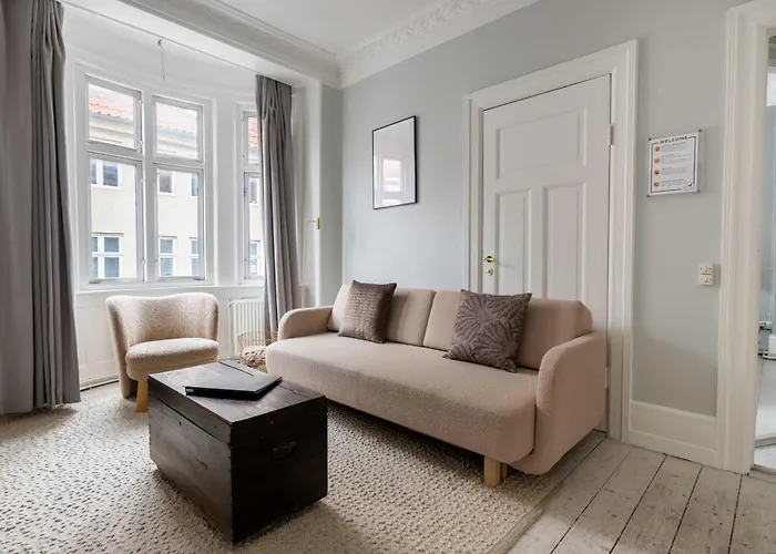 Super 2br In Old Town Apartment *