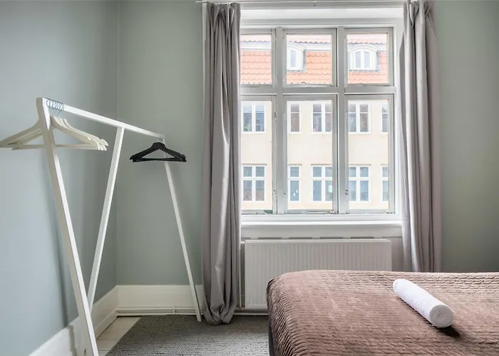 Super 2br In Old Town Apartment